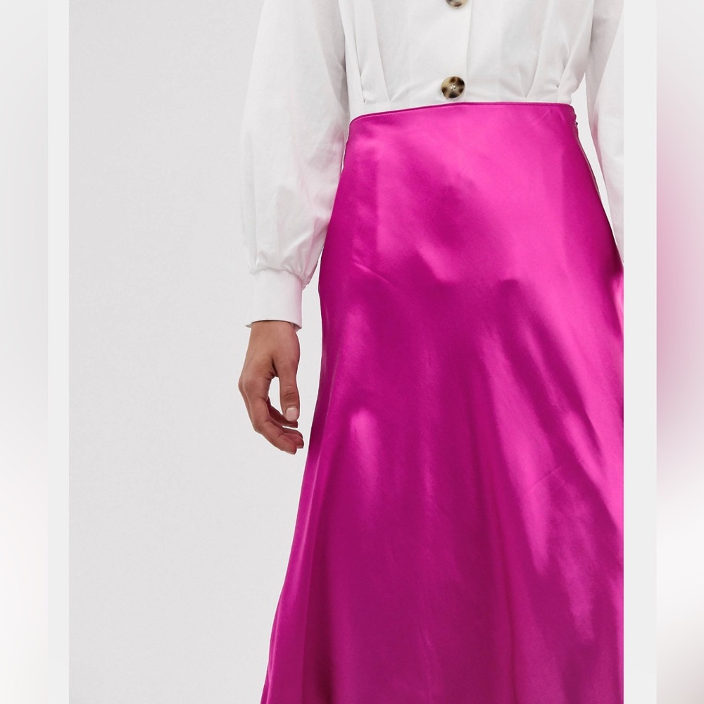 & OTHER STORIES Satin Asymmetrical Hem Midi Skirt in hot pink fuchsia - Picture 3 of 7